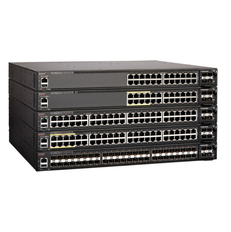 Commutateur gauche 1500W 336 Gb/S 960 Gb/S du chahut Icx7450 24 POE de réseau