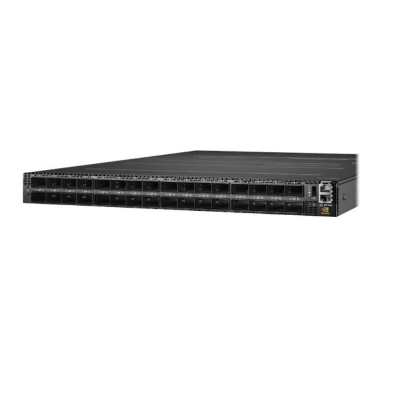 Le serveur est équipé d'un commutateur réseau Mellanox 400G 16.8 Tbps.