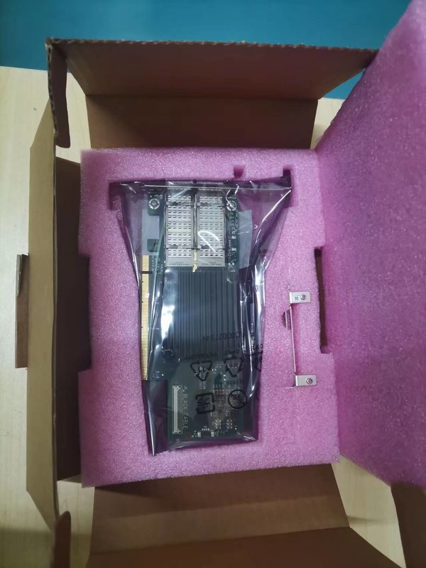 MCX653105A-ECAT ConnectX-6 carte d'adaptateur VPI 100 Gb/S HDR100 EDR IB 100 GbE port unique QSFP56