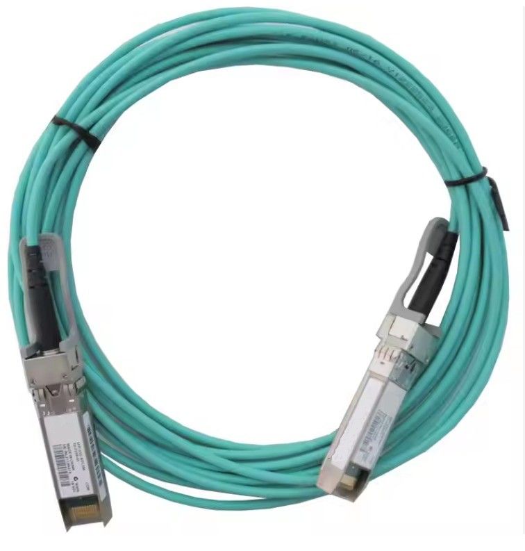 OM3/OM4 Multimode Fibre 25G SFP28 AOC Cable optique actif avec gamme de fréquences de 850 nm et installation facile en branche